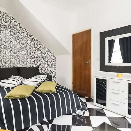 App Paris 2 Apartment Umag Exterior photo