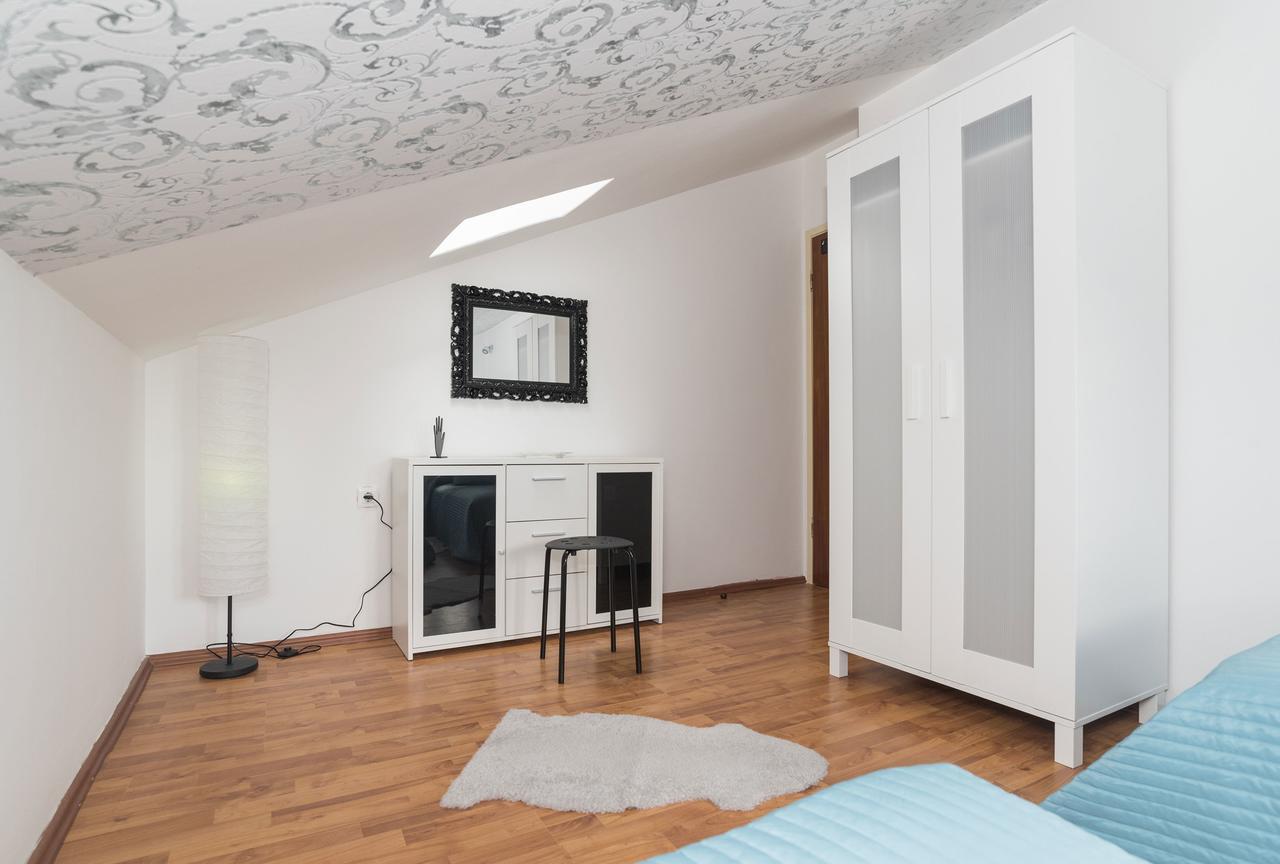 App Paris 2 Apartment *