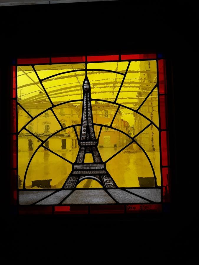 App Paris 2 *